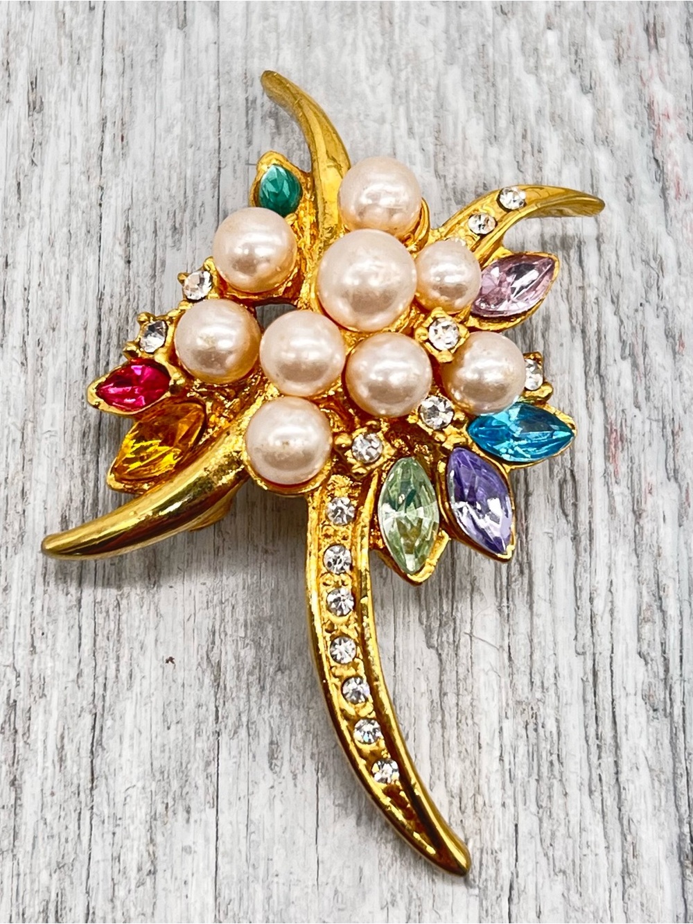 332. Vintage Gold-Tone Faux Pearl Multi-Color Floral Spray Brooch